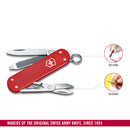 Victorinox Swiss Army Knife -SWISS CLASSICS - 5 Function, Multitool with a Pair of Scissors in Alox Scales - Sweet Berry, 58 mm
