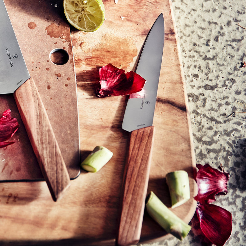 Victorinox Swiss Modern Chef/Vegetable/Carving/Meat Knife, Walnut Wood Handle, 15 cm, Swiss Made