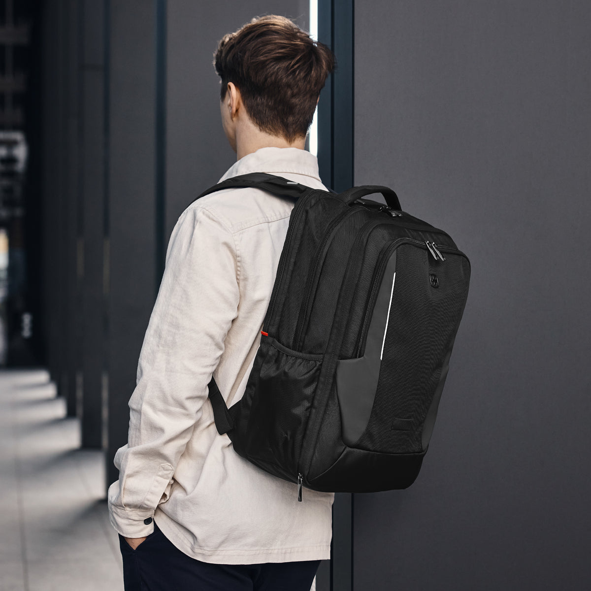 Wenger, New Essentials 2023, XE Extent 17 inches Laptop Backpack, 37 l