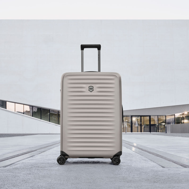 Victorinox Airox Advanced, Medium Case, Stone White