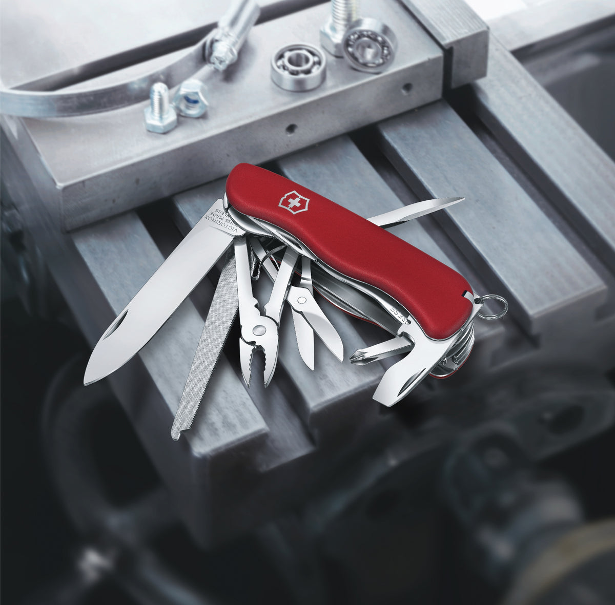 Victorinox Work Champ Swiss Army Knife 21 Functions 111 mm Red - Main Image