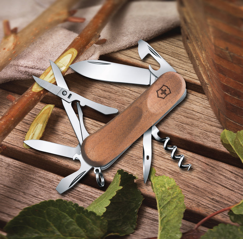 Best　Walnut,　Prices　Online　Folding　Box　85mm,　Knives　Swiss　Buy　Victorinox　at　EvoWood　14,　army