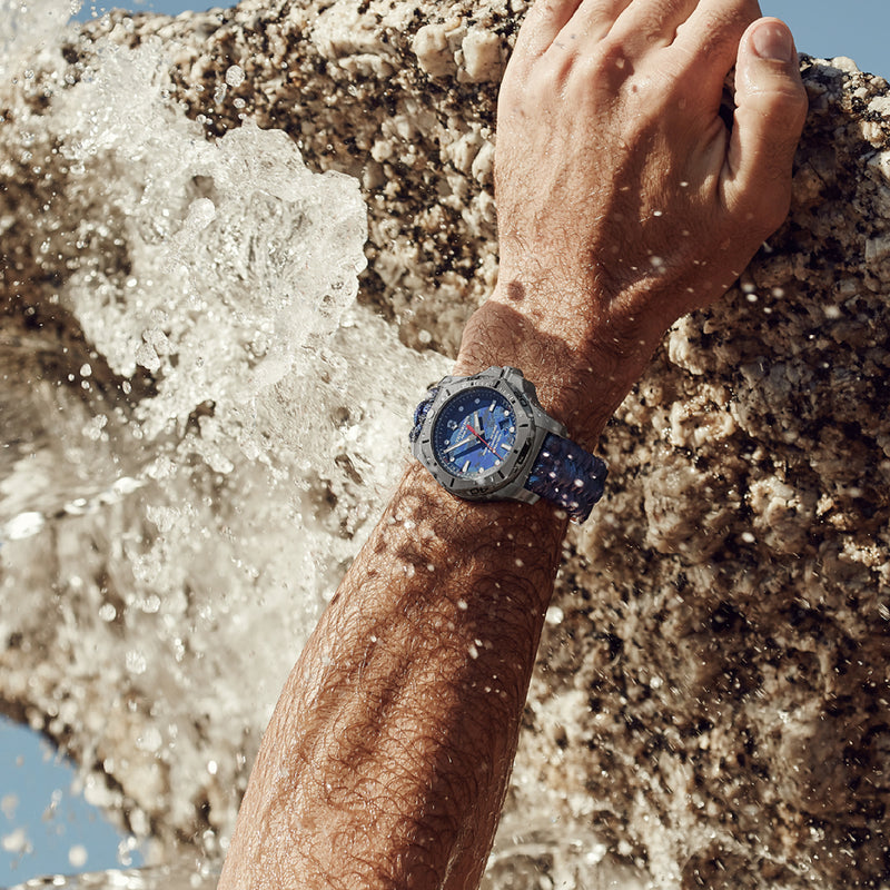 Victorinox, Swiss Made 241813 I.N.O.X Pro Diver Titanium Watch for Men