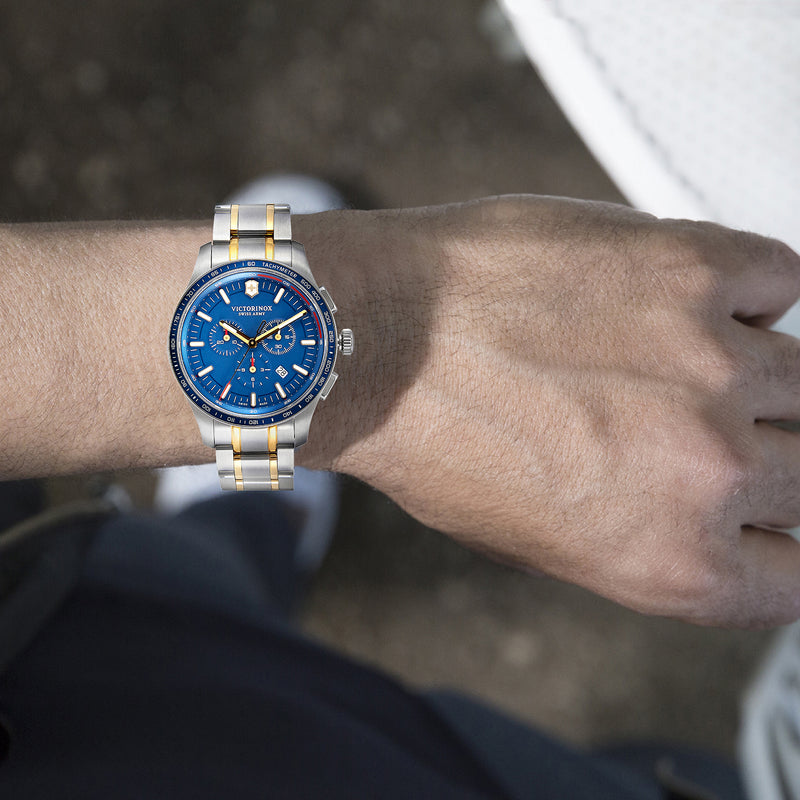 Victorinox Maverick Analogue Blue Dial 44mm Men's watch