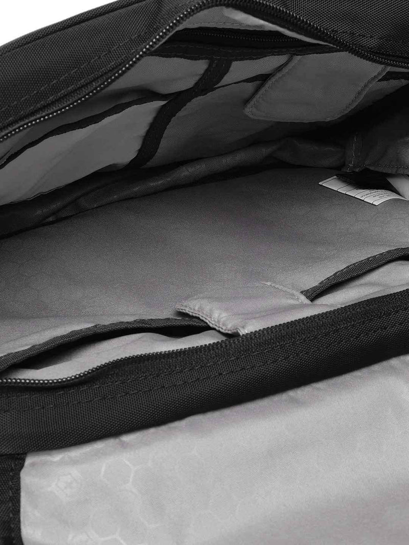 Victorinox Day Bag - Adventure Traveler Deluxe - Travel Accessories 4.0 Black