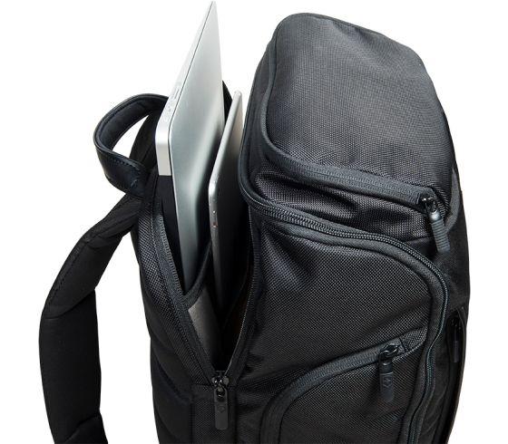 Victorinox Altmont Professional  Fliptop Laptop Backpack - 26 Litres Black