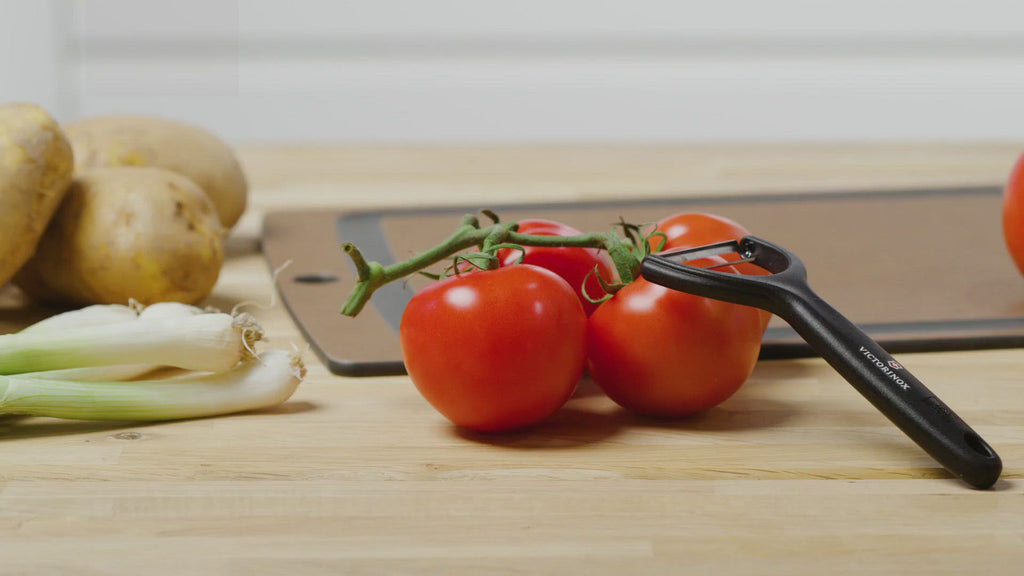 Victorinox Swiss Classic Trend Colors Tomato and Kiwi Peeler in