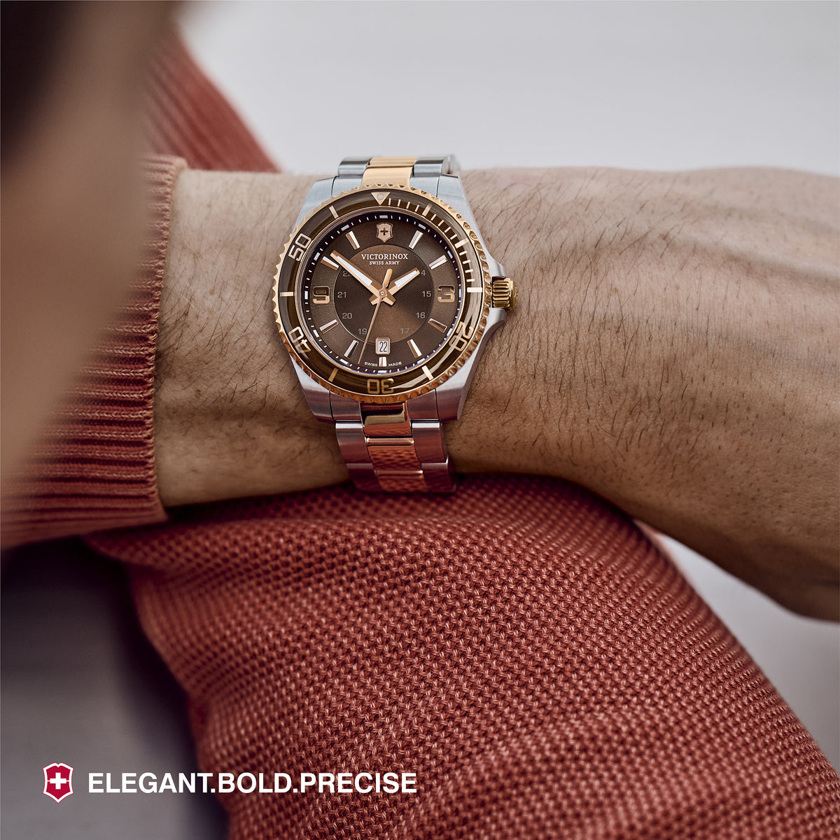 Victorinox Swiss Made Maverick , 43mm, Brown Dial, Stainless Steel Bic