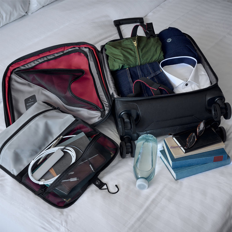 Victorinox, Crosslight, Global Softside Cabin Luggage, 37 litres, Black, Trolley Bag
