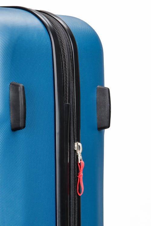 Swiss Gear 28" Spinner ABS Texture Suitcase