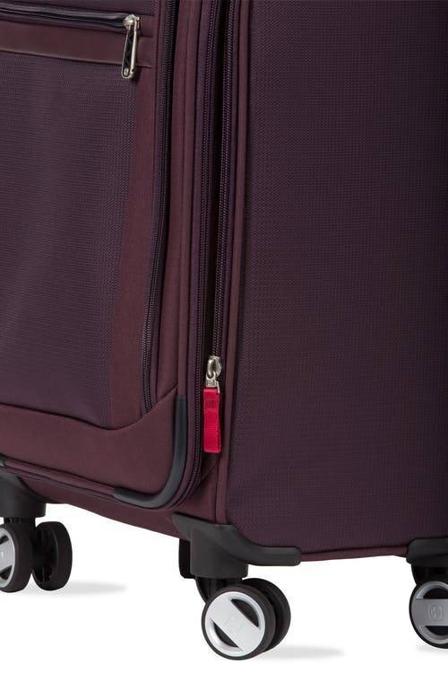 Swiss Gear 24" SPINNER VPM Suitcase