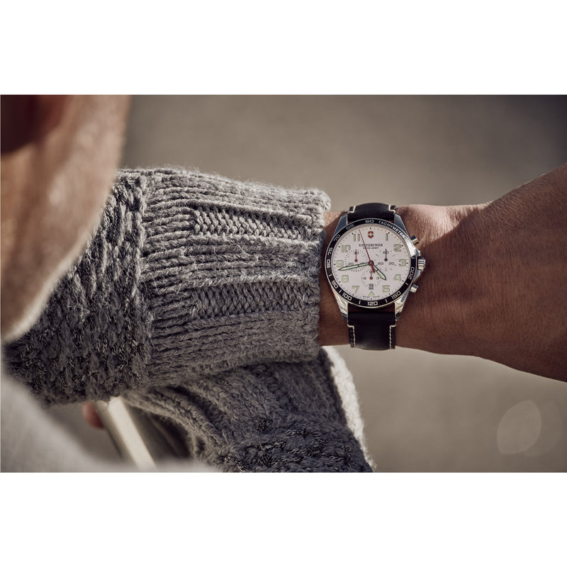 Victorinox Swiss Made Fieldforce Chrono 42 mm White Dial Men's Watch